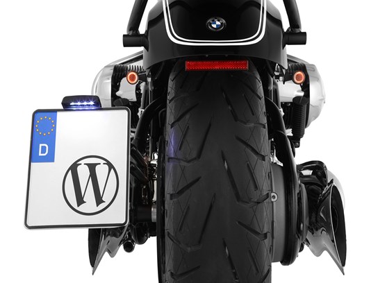 Wunderlich LOW number plate conversion with indicator bracket