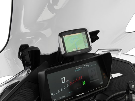 Wunderlich bracket for phone or GPS mount R1250RT 2021 on