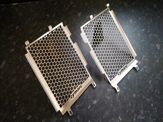 Cymarc R1250 Adv. honeycomb design radiator protectors (pair - stainless)